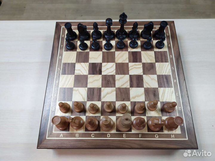 Шахматы фаворит орех