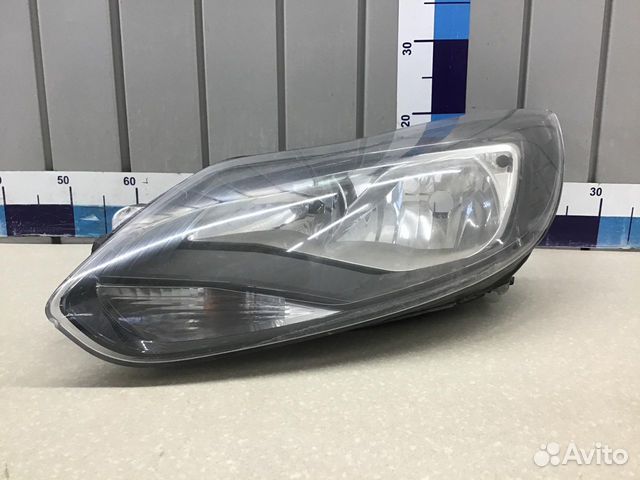 Фара левая Ford Focus III 2011