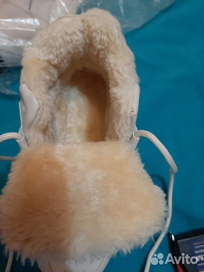 Кроссовки зимние женские новые 36 размер