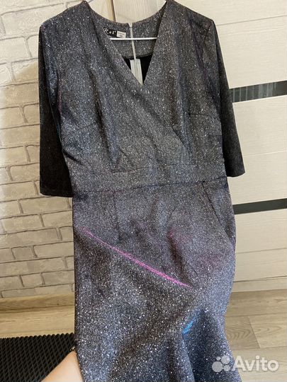 Платье женское