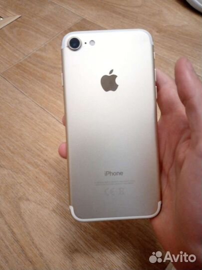 Телефон iPhone 7 нет контроллера питания,обмен