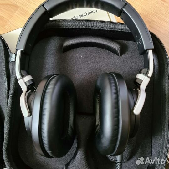 Наушники Audio-Technica ATH-M70X