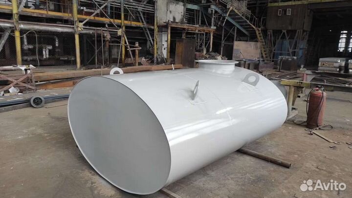 Автоцистерна под гсм, воду