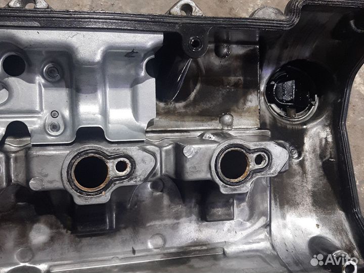 Клапанная крышка Mercedes Benz Vito 638 2.2 CDI