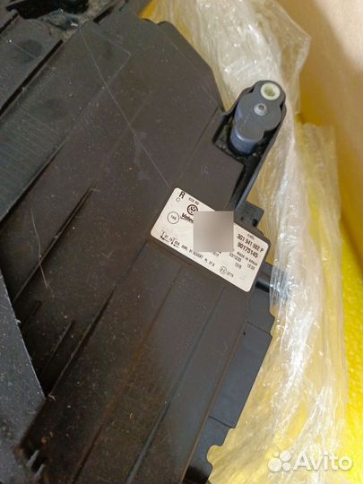 Фара на Passat b8