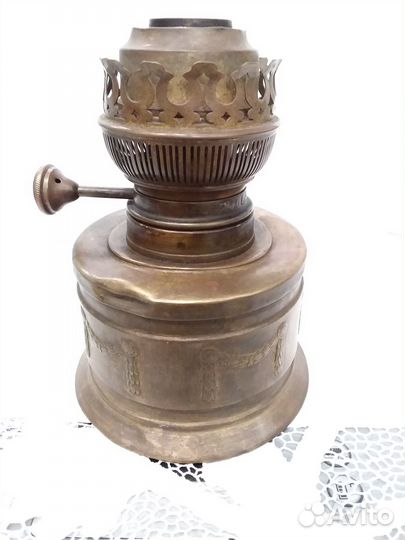 Керосиновая лампа