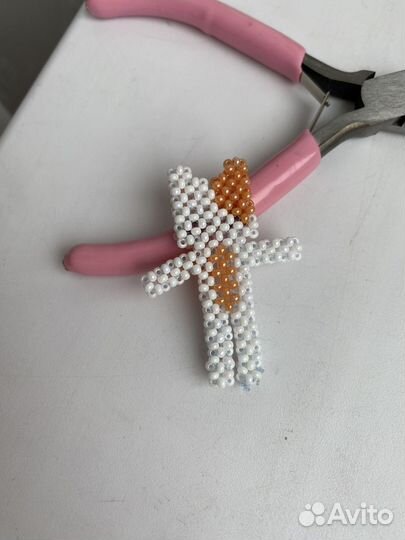 Украшения из бисера