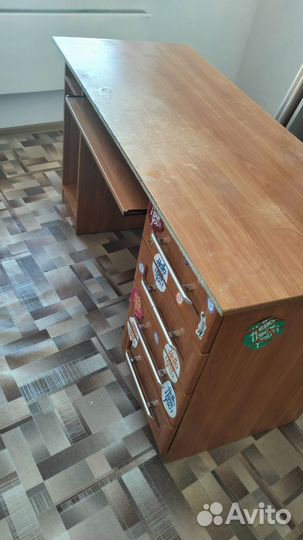 Отдам Письменный стол