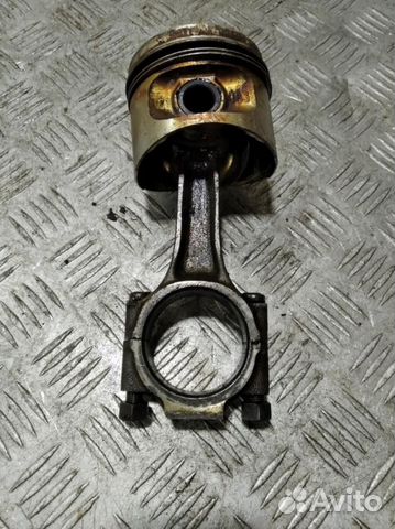 Поршень с шатуном Vaz Калина