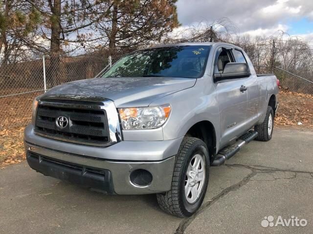 В разборе Toyota Tundra 2010год
