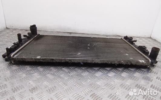 Радиатор системы охлаждения mercedes benz sprinter 2 (SEA10KA01)