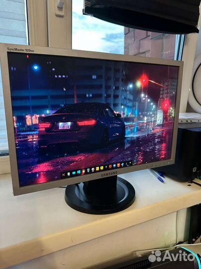 Монитор ЖК 19 бу