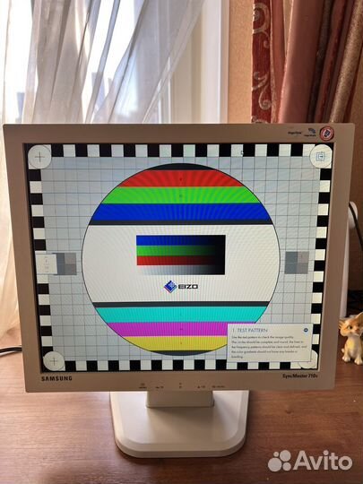 17” Монитор Samsung 710V, 1280x1024, 75 Гц