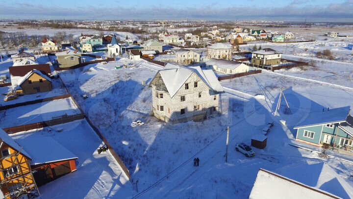 Коттедж 497 м² на участке 24 сот.