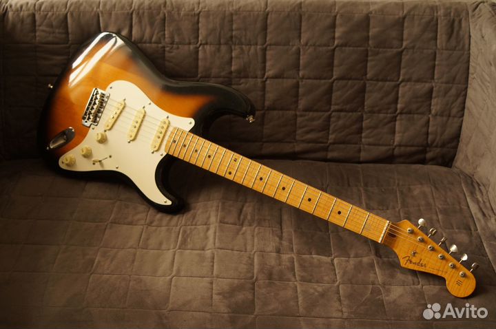 Fender stratocaster japan