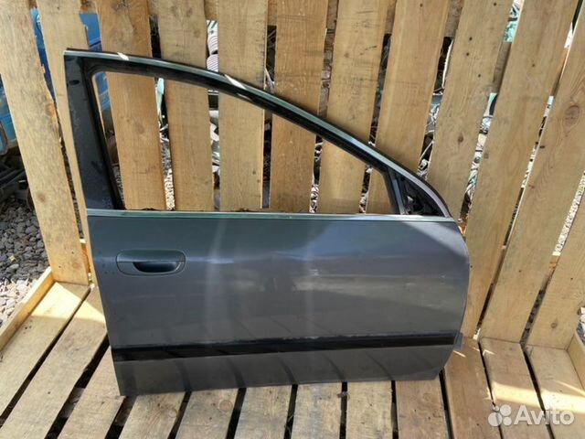 Дверь передняя правая Peugeot 607
