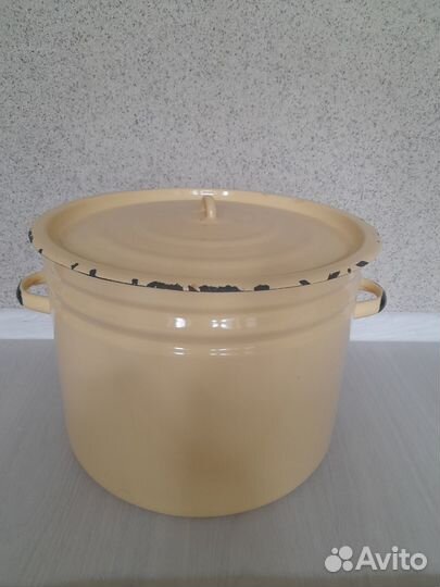 Кастрюля эмалированная 20 л,б/у