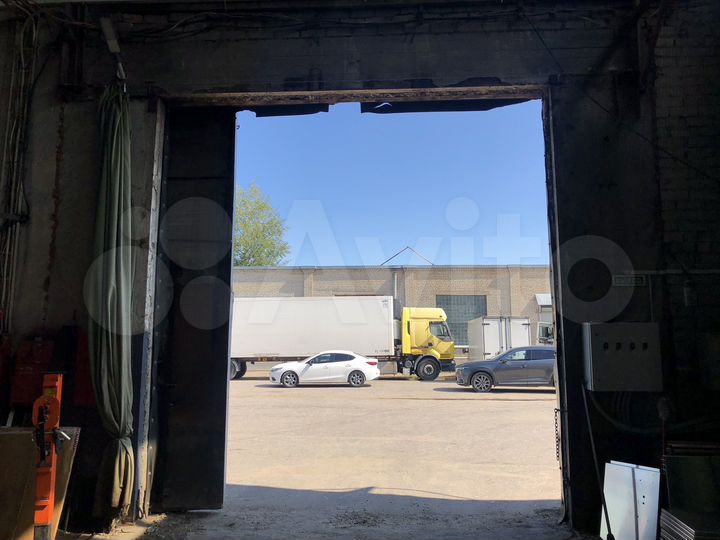 Склад, 2323 м²