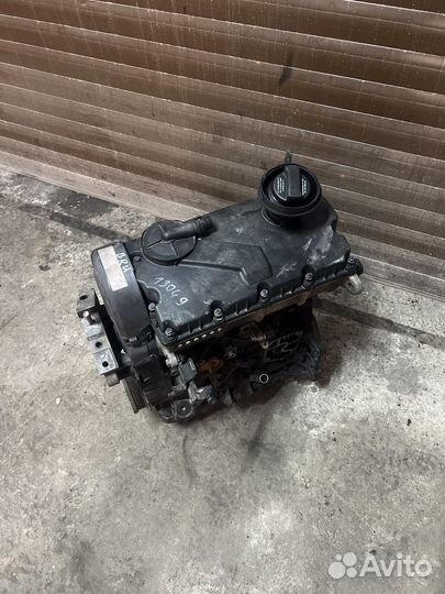 Двигатель Volkswagen Transporter T5 1.9tdi