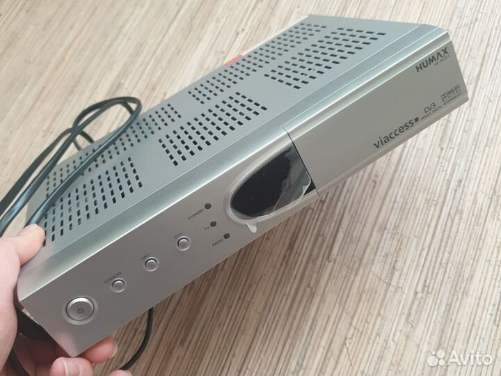 Спутниковый ресивер humax