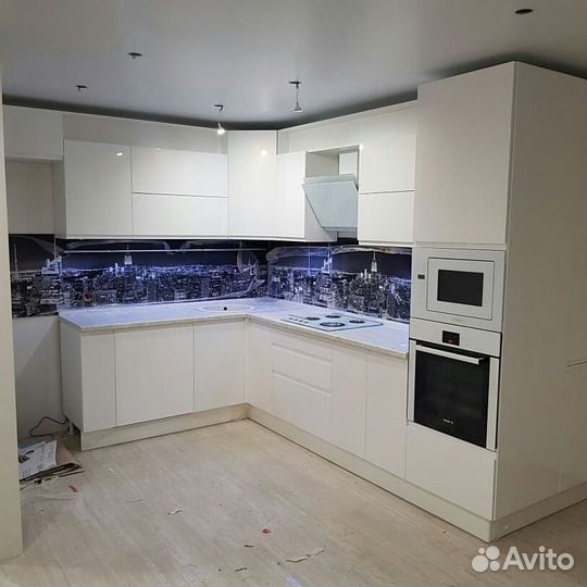Кухонный гарнитур на заказ. Paccpoчкa дo 12 мecяцe