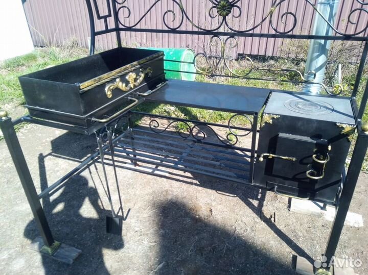 Мангальная зона с крышей