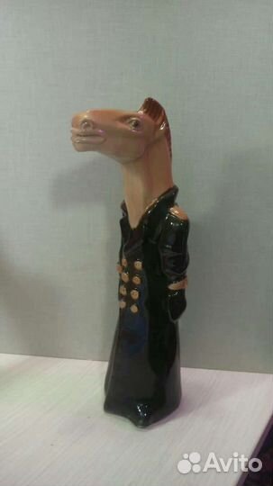 Статуэтка-фигурка 