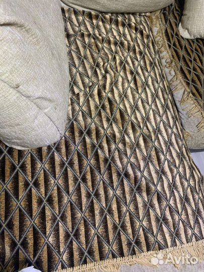 Покрывало и подушка