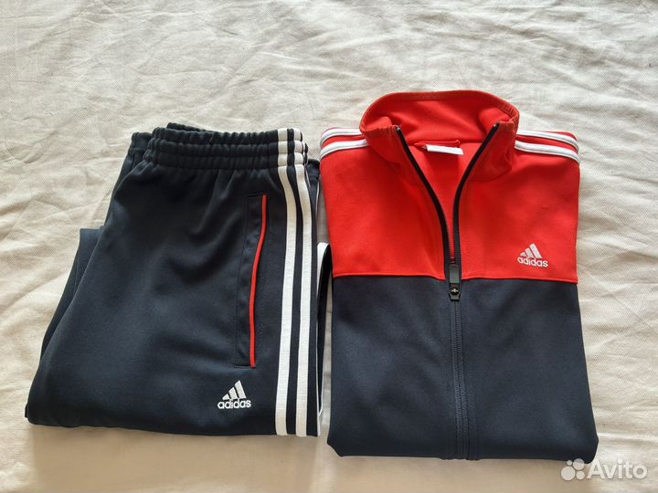 Спортивный костюм Adidas