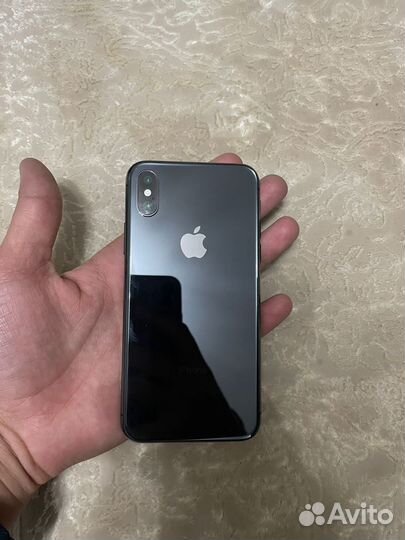 iPhone X, 64 ГБ