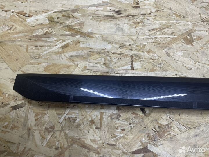 Накладка обшивка двери передняя левая Lexus RX4