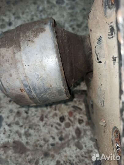 Подушка двигателя Ford Fiesta