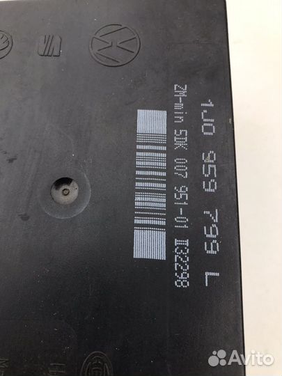 Блок комфорта VAG 1J0959799L