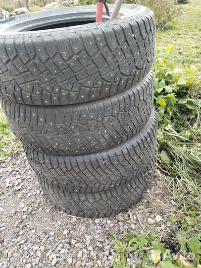 Continental IceContact 2 215/65 R16