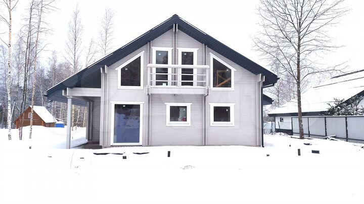 Коттедж 190,8 м² на участке 12 сот.