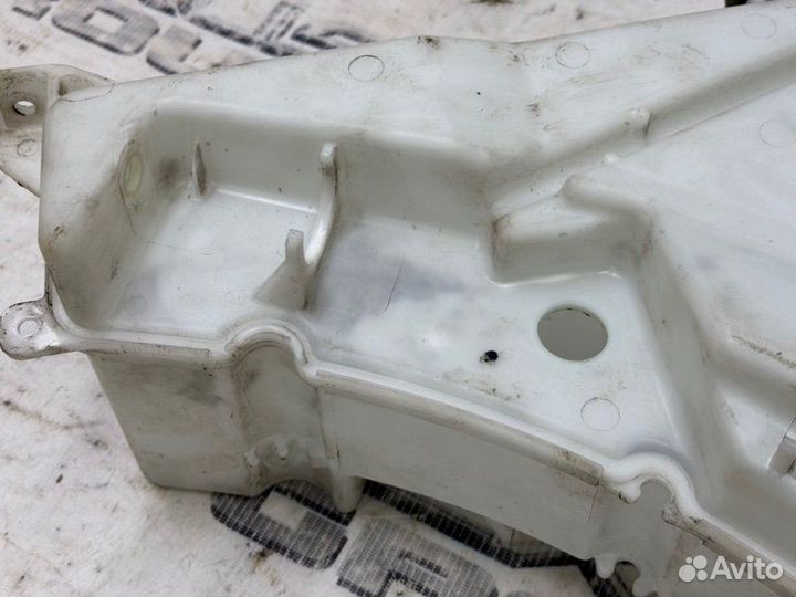 Бачок омывателя Land Rover Range Rover L405 lrcdv8