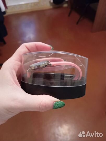 Часы наручные женские