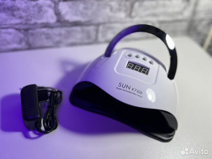 Лампа для маникюра и педикюра