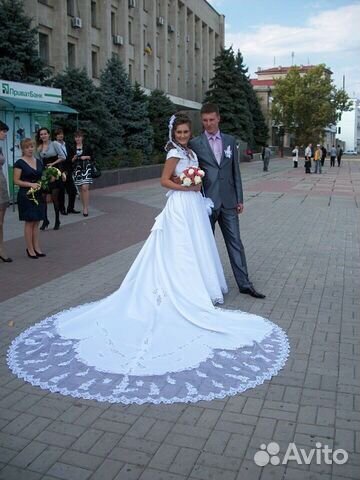 Свадебное платье