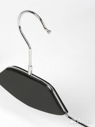 Набор вешалок 10 шт с черной деревянной вставкой и