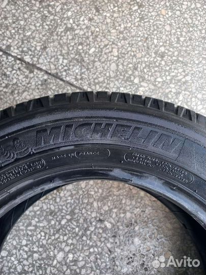 Michelin Latitude Cross 215/65 R16