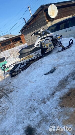 BRP SKI-Doo sammit 800R E-tec 154