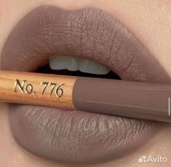 Карандаш для губ