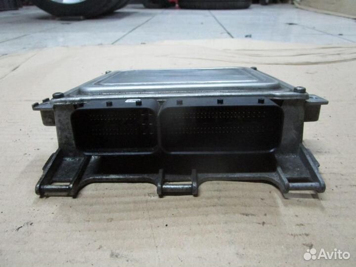 Блок управления двигателем w245 B-class 266.980