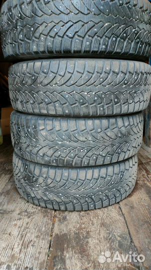 Formula Ice 215/65 R16