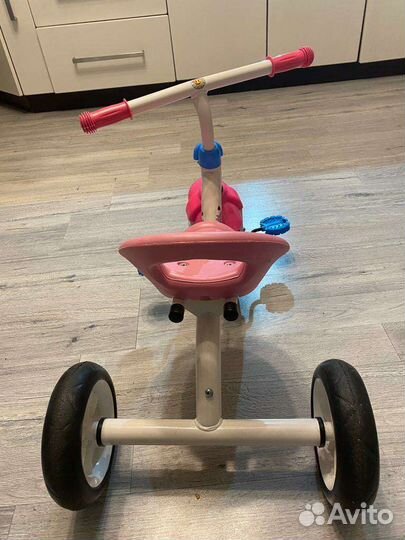 Детский трехколесный велосипед