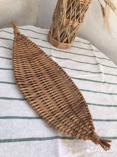 Плетеная тарелка