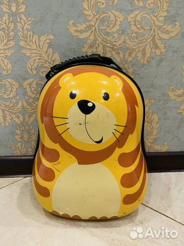 Детский чемодан и рюкзачок