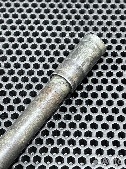 Передняя ось Honda CR 125R 1995-1996