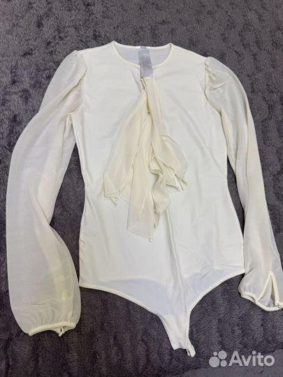 Боди бежевое